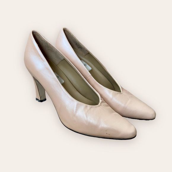Vintage Nude Impo Pumps - Picture 4 of 6